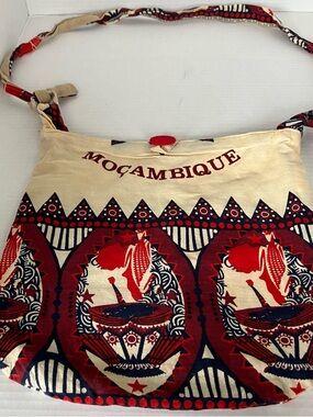 Mocambique Cotton Crossbody Bag - Red, Navy & Cream 11”x11” Strap Drop 19”